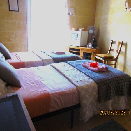 Ta Gorg Bed and Breakfast Qala Εξωτερικό φωτογραφία