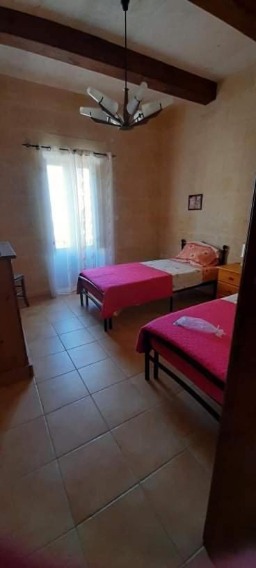 Ta Gorg Bed and Breakfast Qala Εξωτερικό φωτογραφία